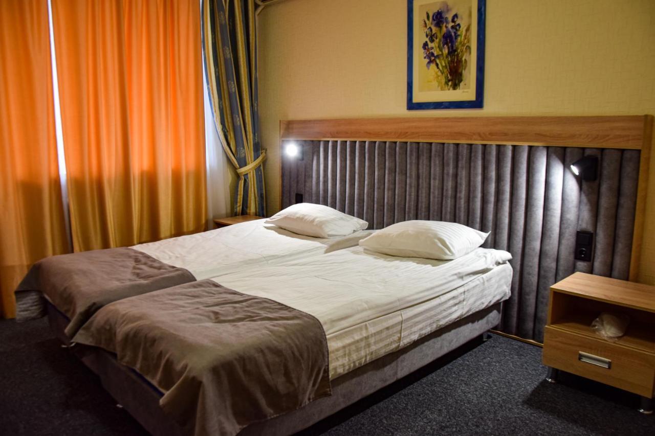 Dnipro Hotel Czerkasy Zewnętrze zdjęcie