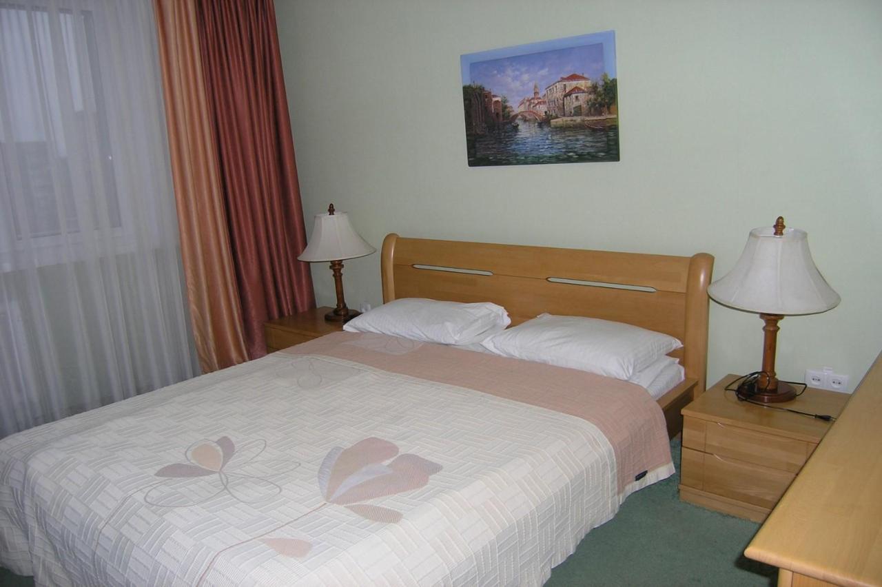 Dnipro Hotel Czerkasy Zewnętrze zdjęcie